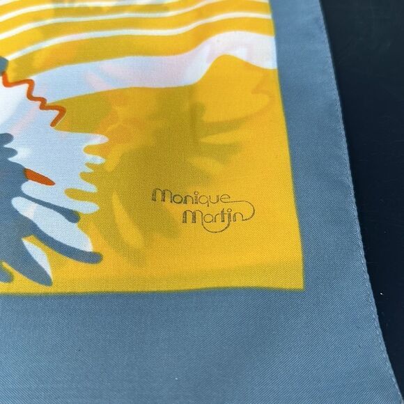 Monique Martin scarf - Picture 2 of 2